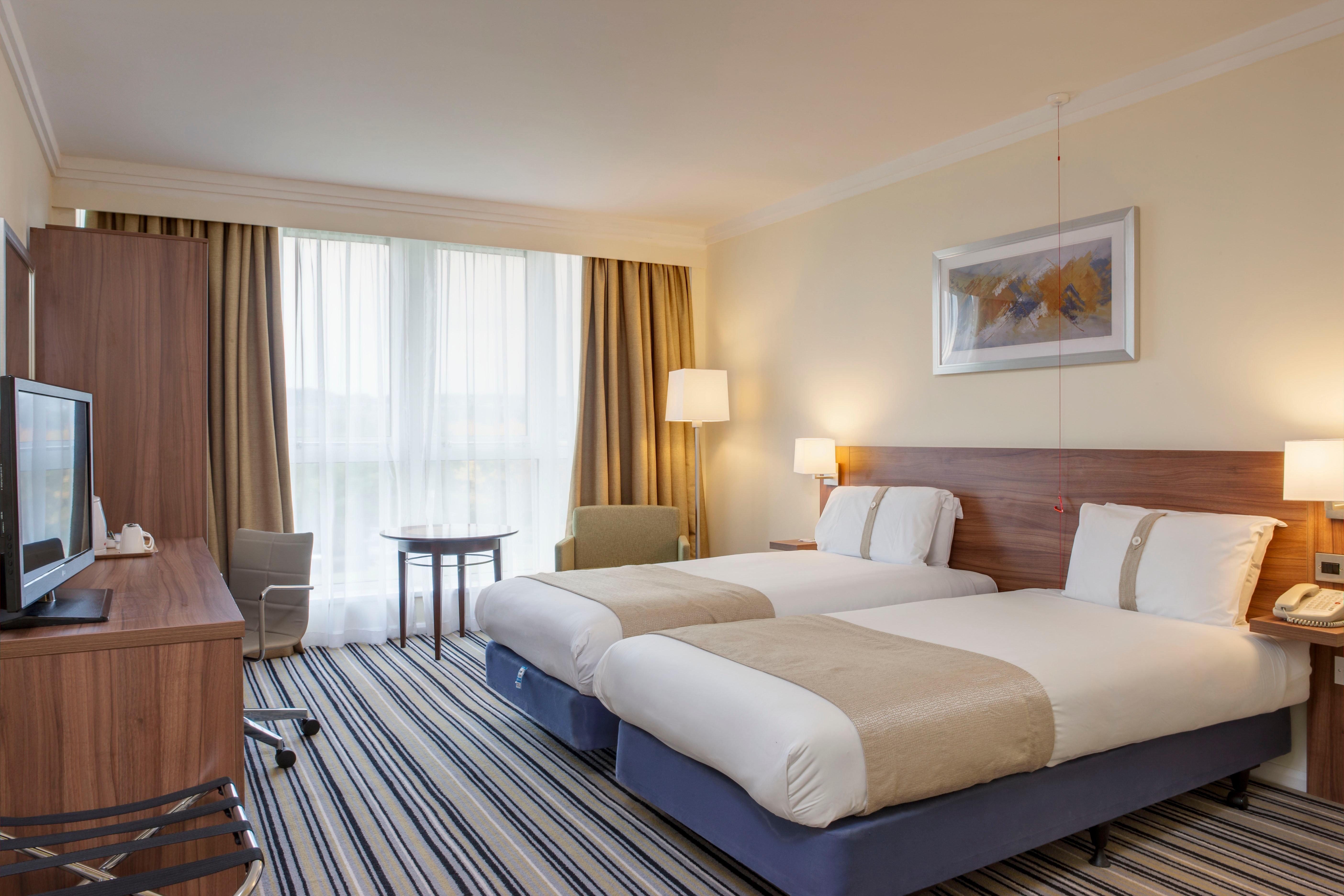 Holiday Inn Leeds Brighouse By Ihg Exterior foto