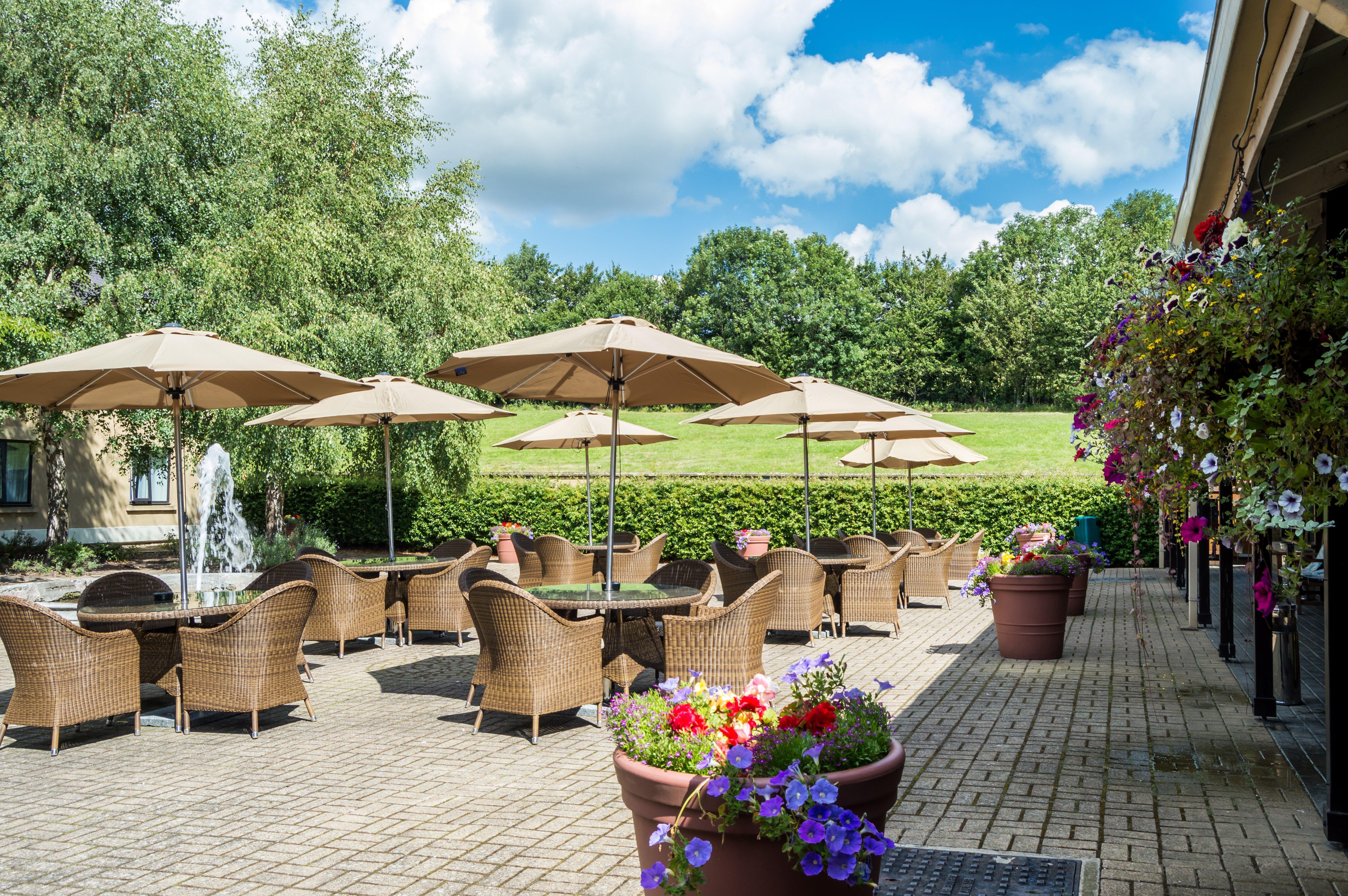 Holiday Inn Leeds Brighouse By Ihg Exterior foto