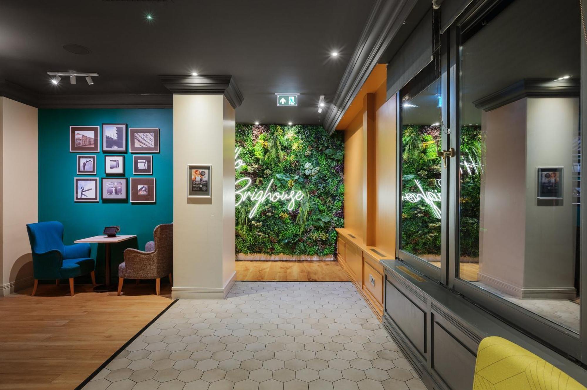 Holiday Inn Leeds Brighouse By Ihg Exterior foto