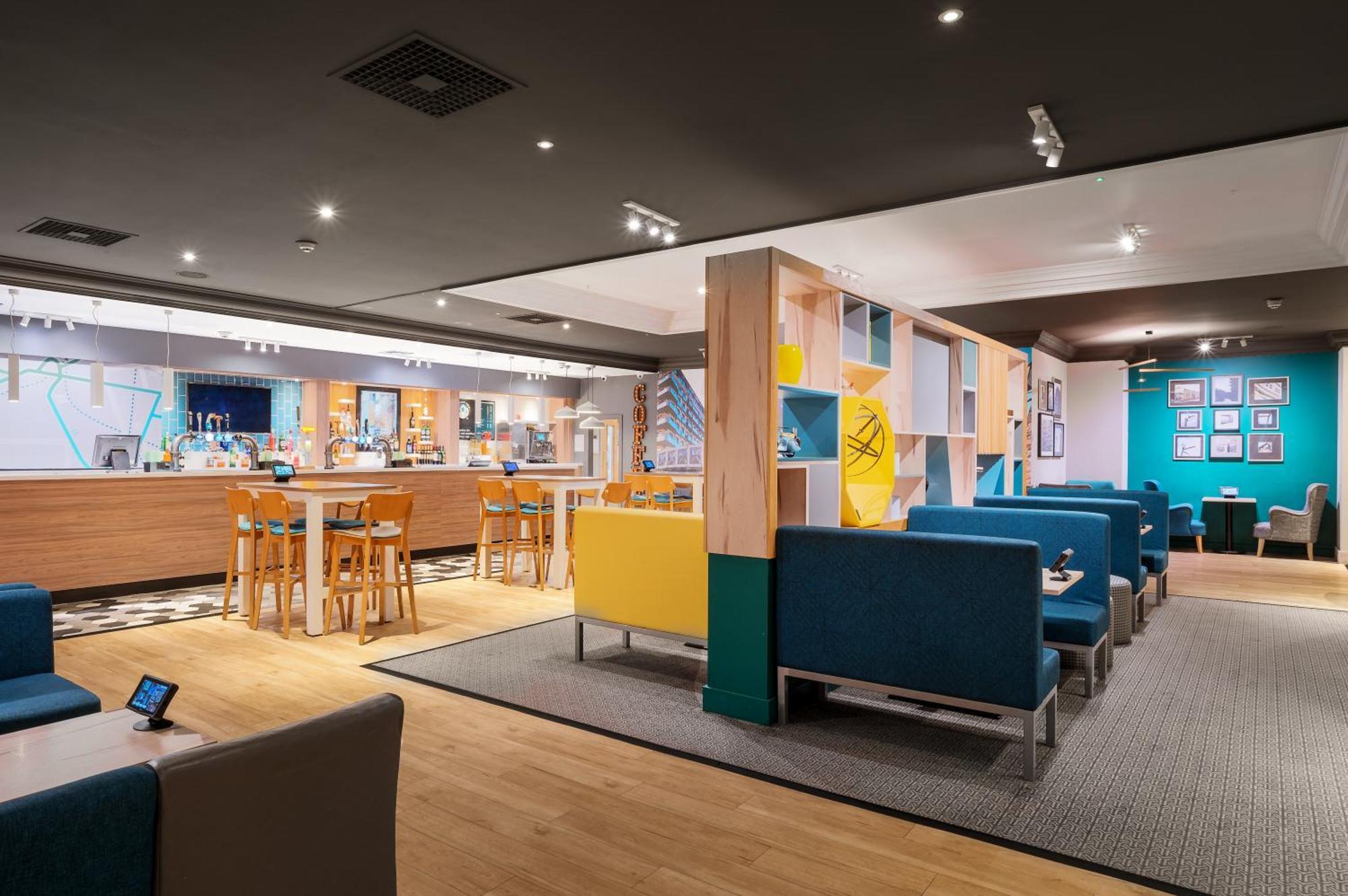 Holiday Inn Leeds Brighouse By Ihg Exterior foto